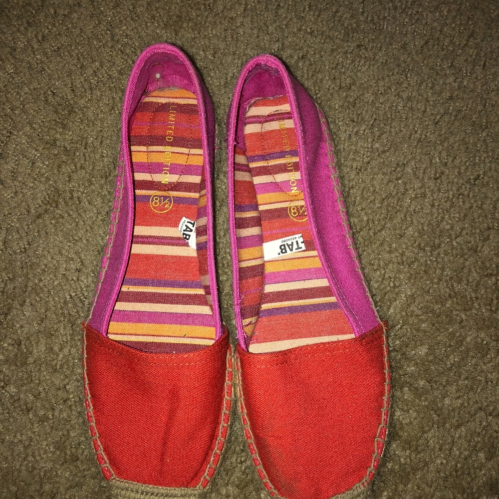Slip ons - Picture 3 of 3